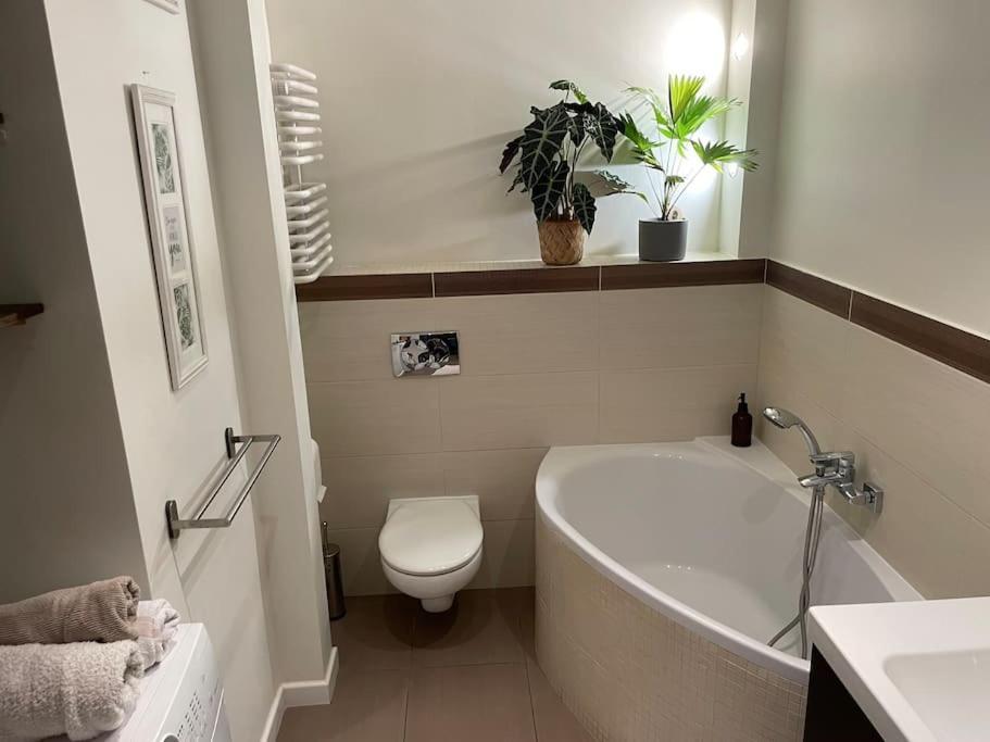 Comfortable Apartment In Warsaw Bielany Екстериор снимка